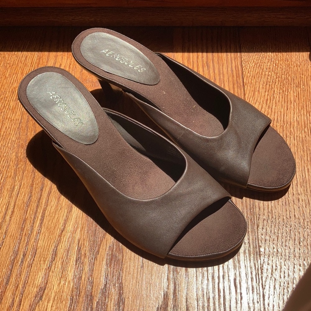 Dark brown leather 2in heels